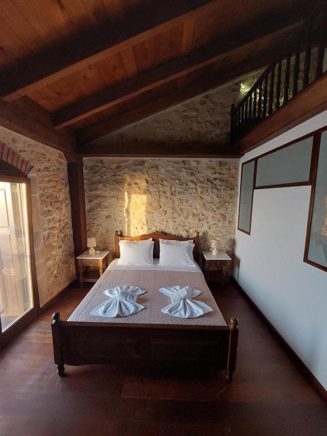 Volakas Beachfront Suites Rethymno  Bagian luar foto
